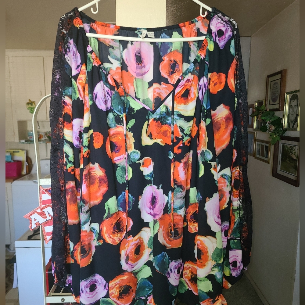 Cato Floral Blouse Sz 22/24W